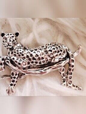 Silver Leopard Brooch Pin NWOT